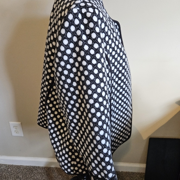 Chic Black and White Women's Jacket Size 3 - Picture 11 of 15